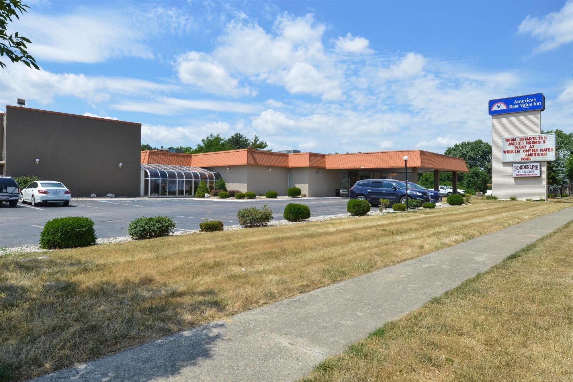 Motel Baymont By Wyndham Northwood Exterior foto